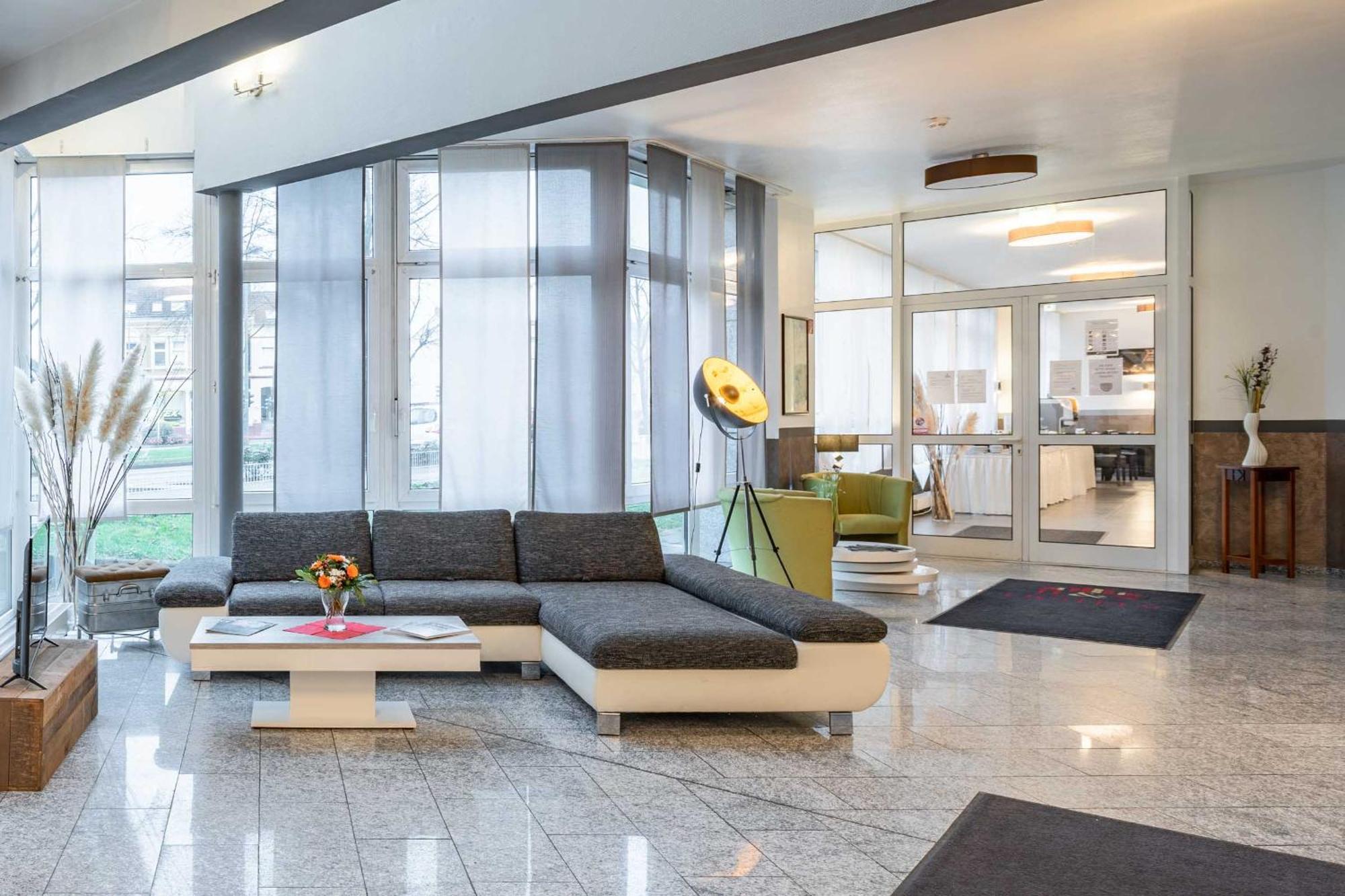 Astoria City Resort إسن المظهر الخارجي الصورة